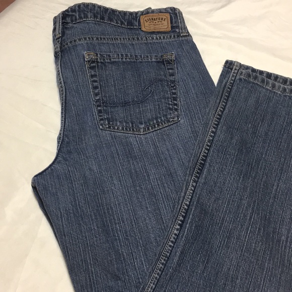 Levi's Denim - Levi Signature Low Rise Boot Cut Jeans 👖